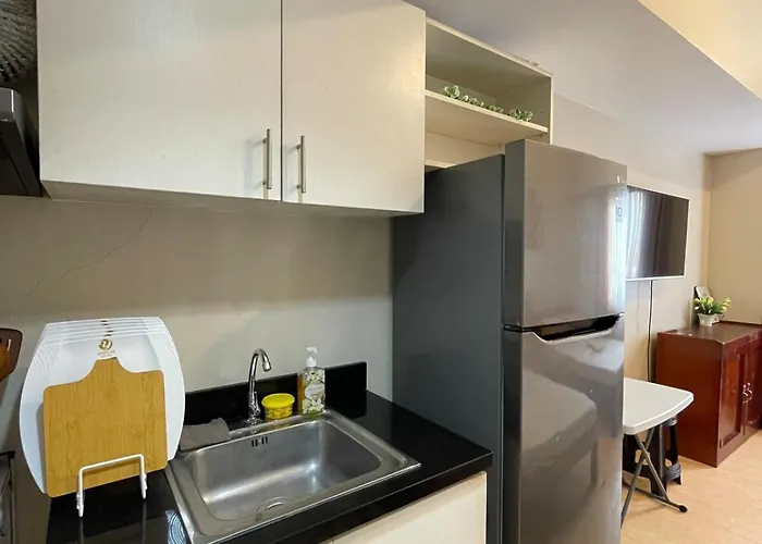 La Maria - Across Sm City, 2 Cozy Double Size Beds With Wifi And Netflix * セブ市