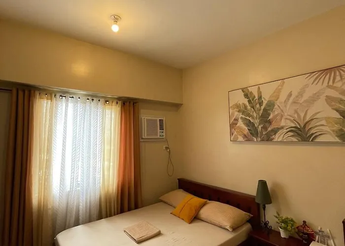 アパート La Maria - Across Sm City, 2 Cozy Double Size Beds With Wifi And Netflix